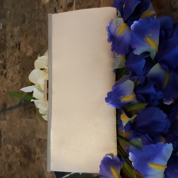 INC Kelsie clutch purse with chain strap option. - Picture 2 of 8